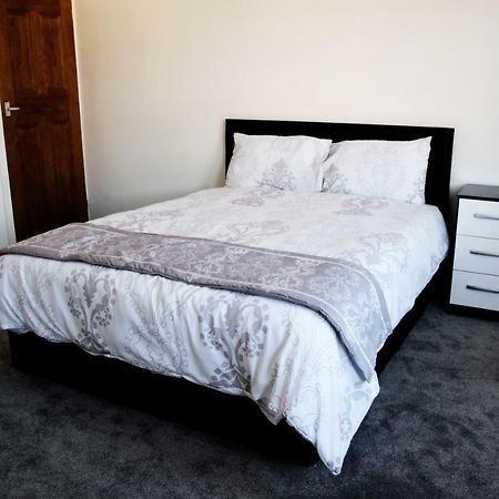 Central 2 Bed Apartment Leicester Exterior foto